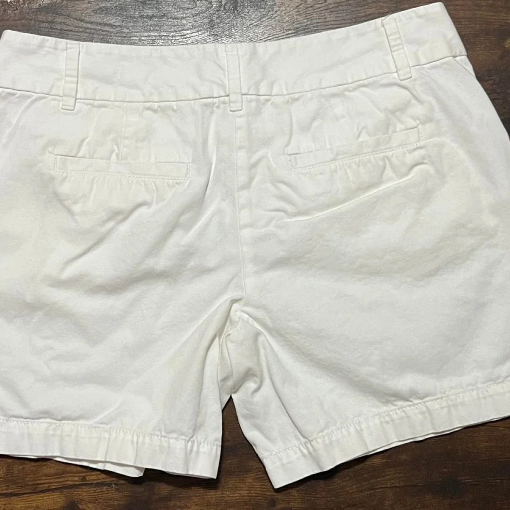 White Ann Taylor LOFT shorts size 4 304.5